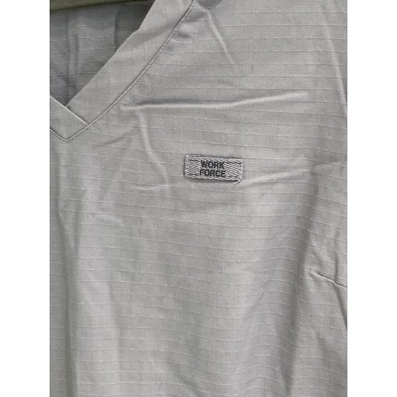 Barco Uniforms Work Force Gray V Neck Scrub Top 2 Front Pockets Size Small. - Picture 3 of 12